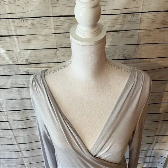 Free People Deep V Faux Wrap Long Sleeve Top Size Medium - Picture 6 of 10